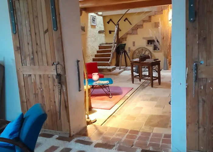 Le Moulin De Chamambard